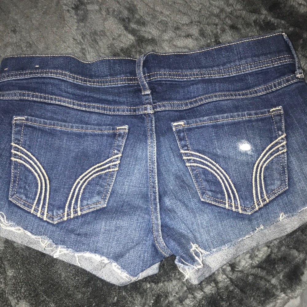 HOLLISTER SHORTS - Picture 3 of 3